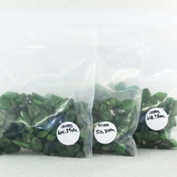 Show details for Green Diopside Parcel 290pcs Green Diopside Parcel 290pcs