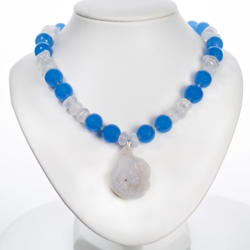 Show details for SS  Quartz Geode Blue Chalcedony Pendant 20in Necklace SS  Quartz Geode Blue Chalcedony Pendant Necklace 20in J1162010P